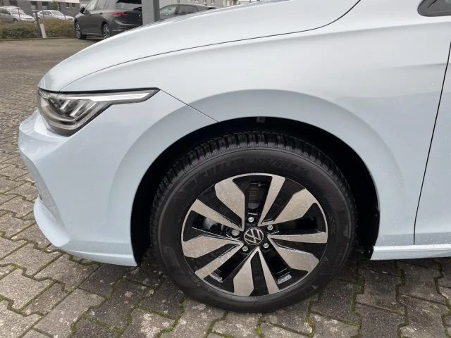 Volkswagen Golf 1.5 TSI Golf VIII