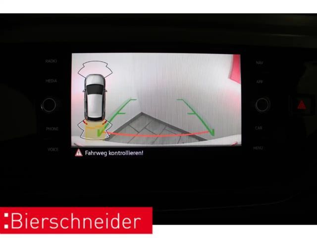 Volkswagen Polo 1.0 TSI DSG R-Line