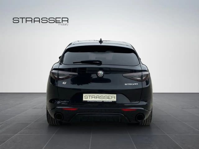 Alfa Romeo Stelvio Q4