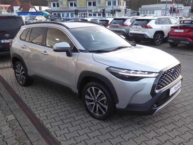 Toyota Corolla Cross Team D