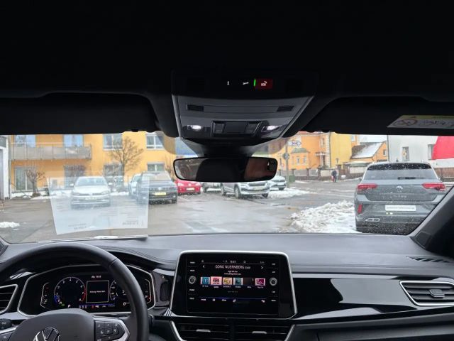 Volkswagen T-Roc 1.5 TSI DSG R-Line