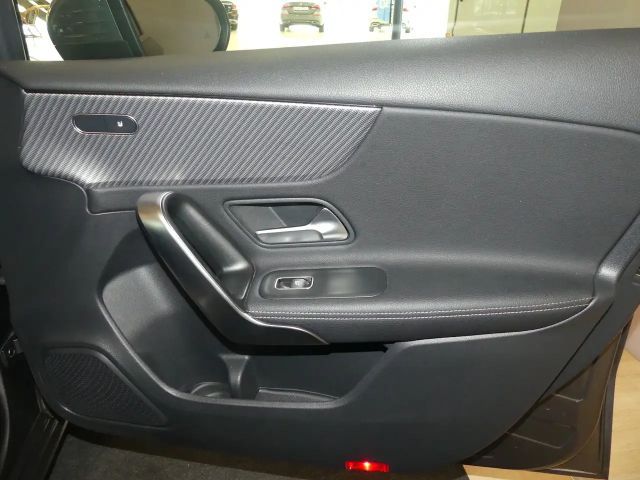 Mercedes-Benz A 200 Progressive