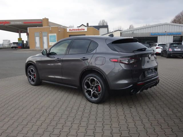 Alfa Romeo Stelvio Q4 Veloce