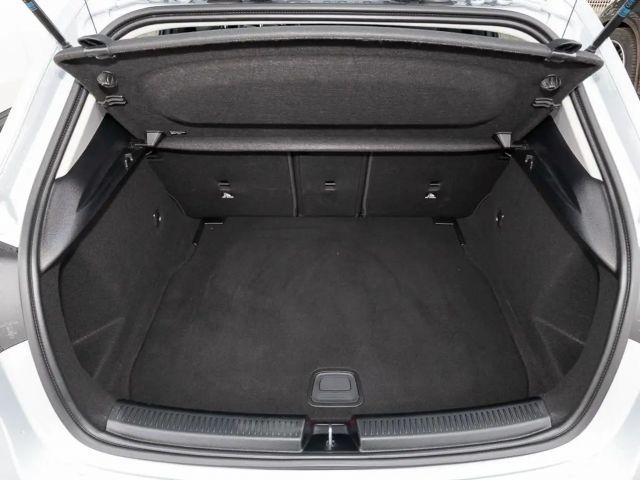 Mercedes-Benz A 180 Hatchback