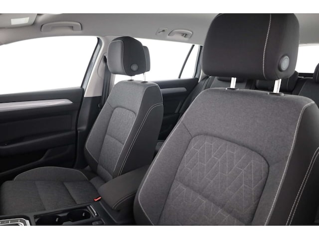 Volkswagen Passat 1.5 TSI Business Variant