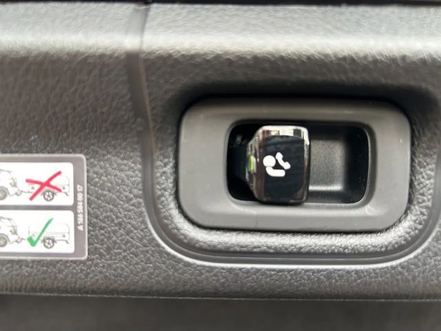 Mercedes-Benz EQE 500 AMG Line Sedan