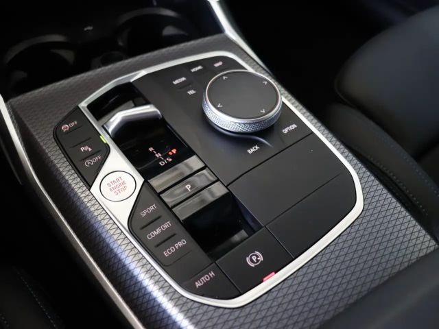 BMW 330 330i M-Sport Sedan xDrive