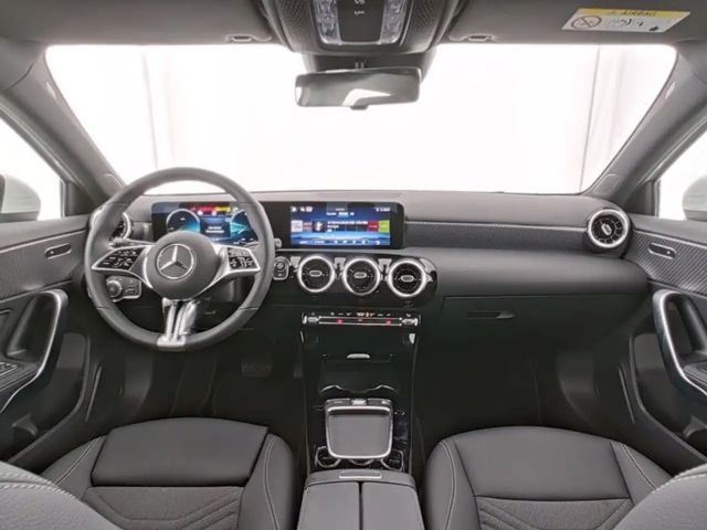 Mercedes-Benz A 200 Progressive