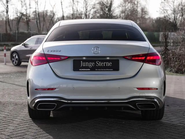Mercedes-Benz C 220 AMG Line C 220 d Sedan