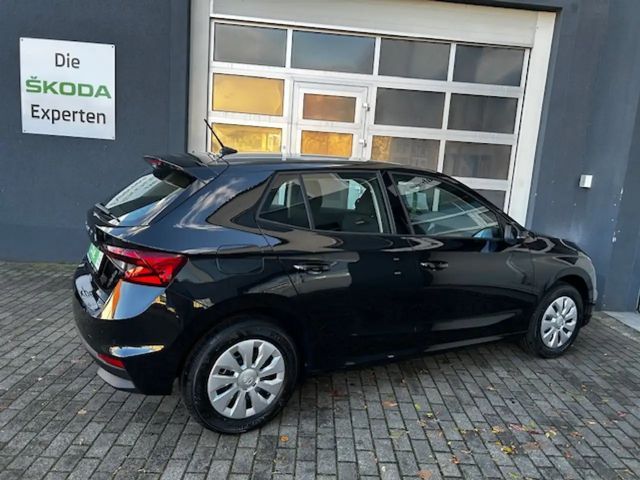 Skoda Fabia Essence CARPLAY;KLIMA;PDC;FSE