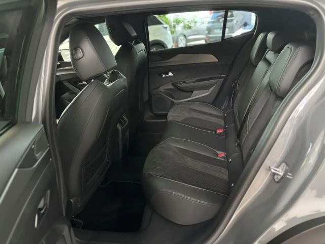 Peugeot 408 GT-Line Hybrid