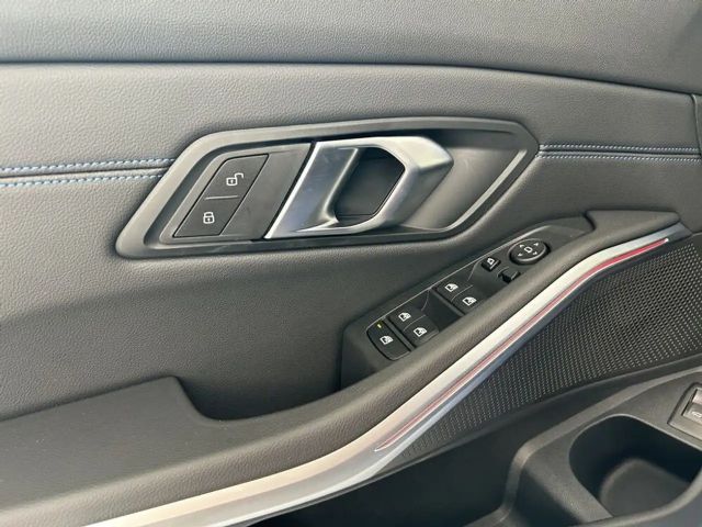 BMW 320 320d M-Sport xDrive