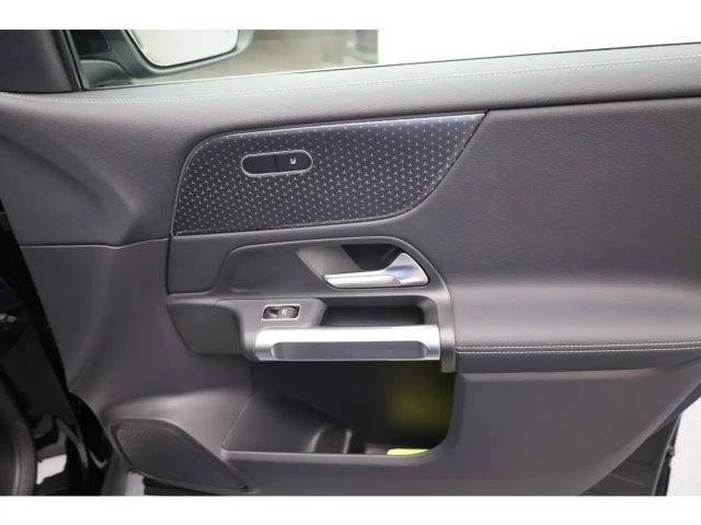 Mercedes-Benz EQB 300 4MATIC Progressive