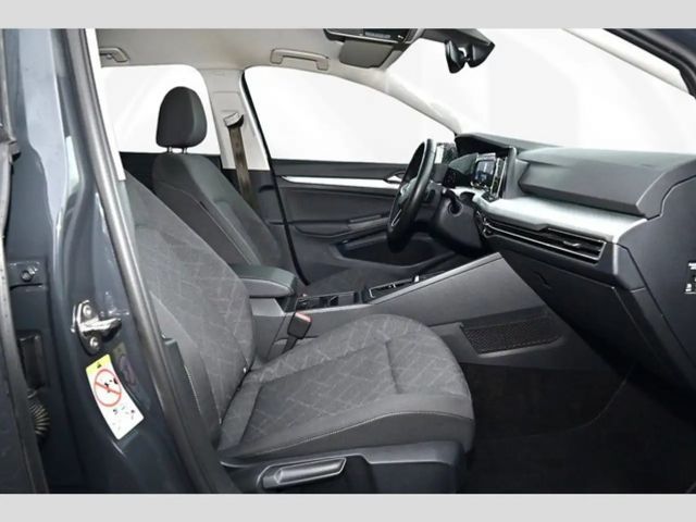 Volkswagen Golf DSG Life