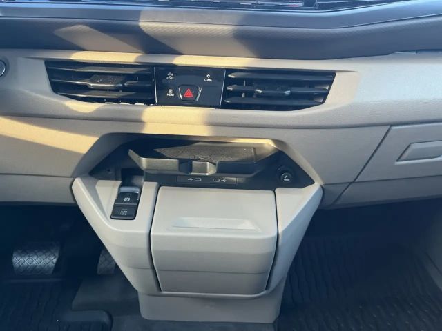 Volkswagen Multivan 2.0 TDI DSG T7