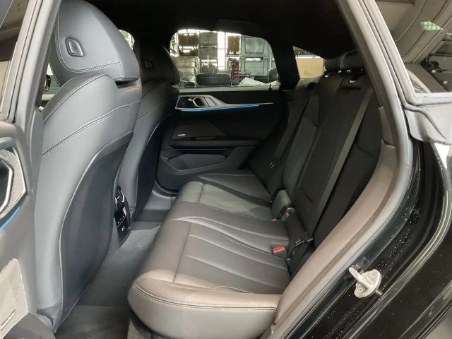 BMW 430 430i Coupé M-Sport xDrive