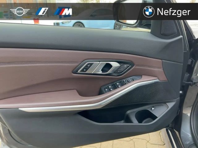 BMW 330 330e Sedan Sport Line xDrive