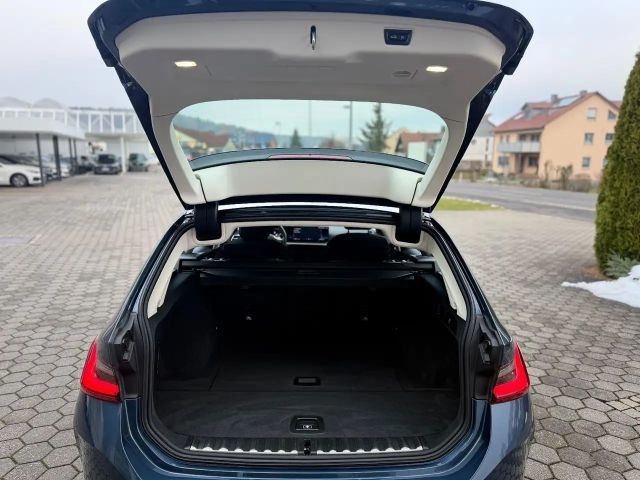 BMW 318 318i Touring