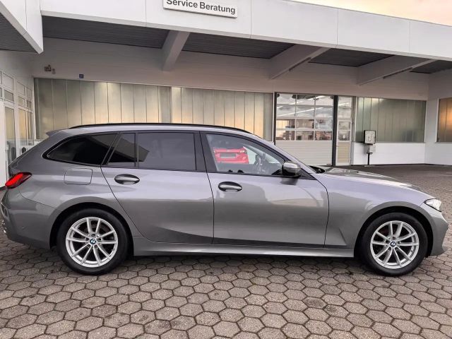 BMW 320 320d Touring xDrive