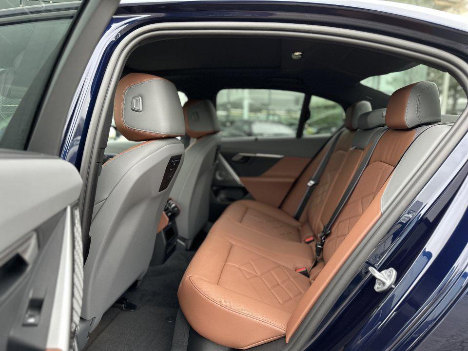 BMW i5 M60 Sedan xDrive