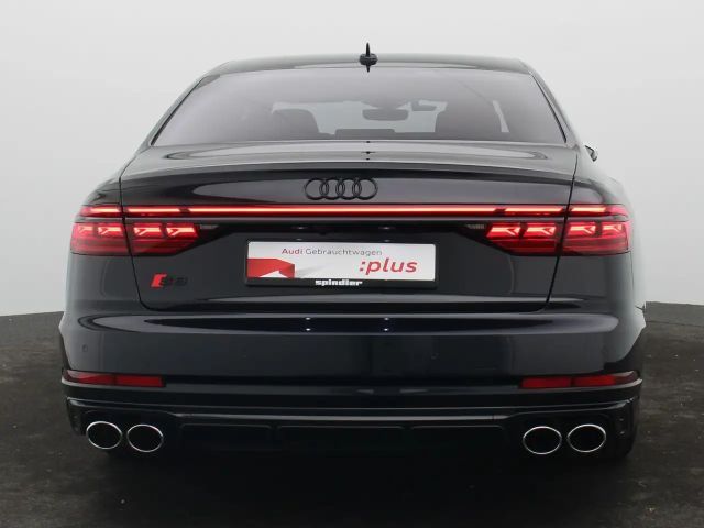 Audi S8 Quattro