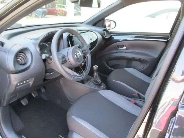 Toyota Aygo Hatchback Play VVT-i