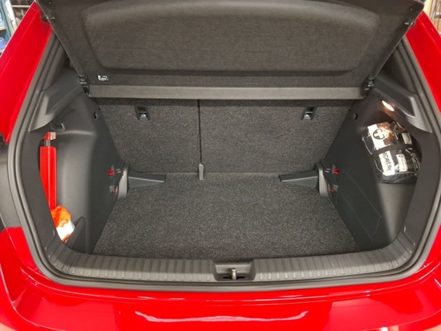 Skoda Fabia 1,5 TSI DSG LED RFK PDC 18Z SHZ