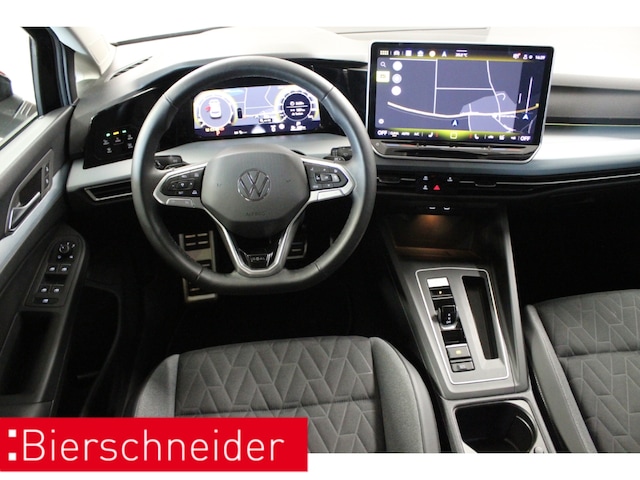 Volkswagen Golf 1.5 eTSI DSG IQ.Drive