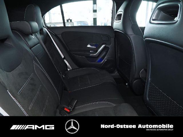 Mercedes-Benz A 180 A 180 d