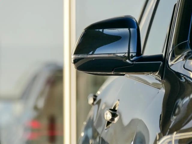 BMW X5 Individual M-Sport xDrive50e