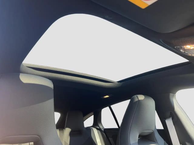 Mercedes-Benz CLA 200 AMG Line Shooting Brake