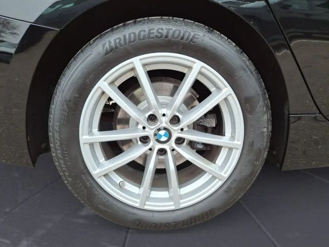 BMW 320 320i Touring