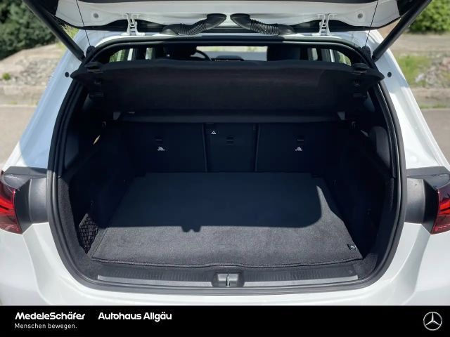 Mercedes-Benz B 180 Progressive