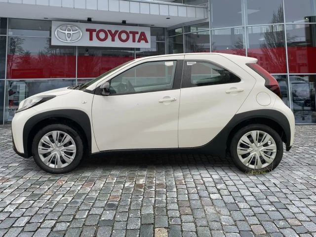 Toyota Aygo X 1.0 VVT-i Business Hatchback