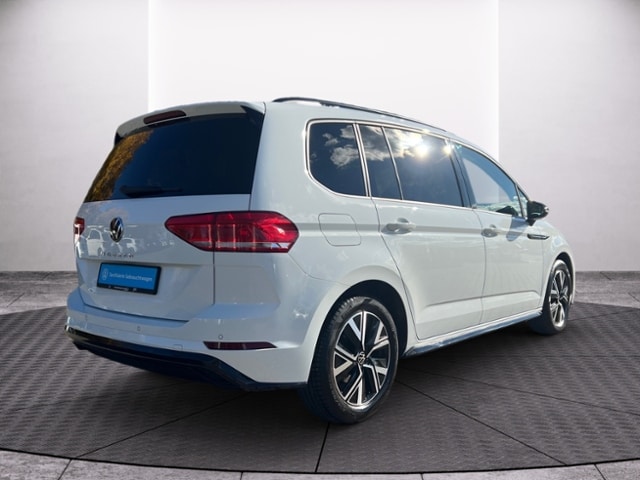 Volkswagen Touran 1.5 TSI R-Line Style