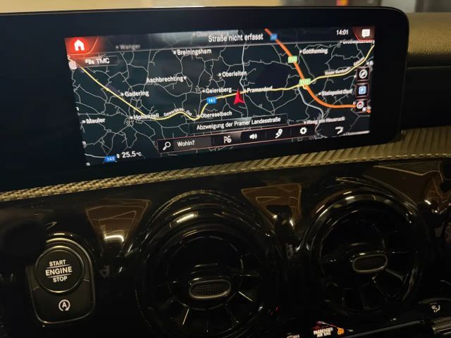 Mercedes-Benz A 180 A 180 d