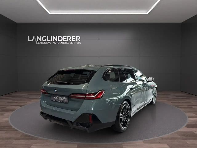 BMW 520 520d M-Sport Touring