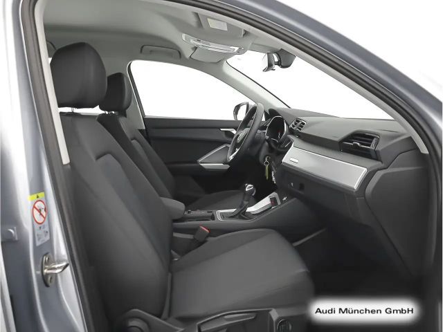 Audi Q3 35 TDI S-Tronic