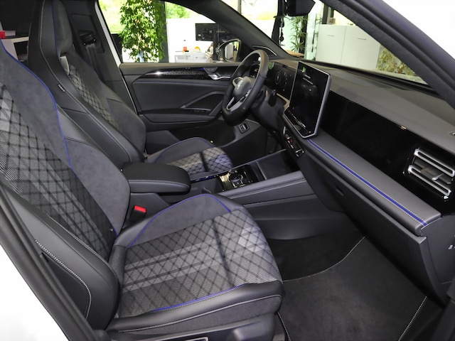 Volkswagen Tiguan R-Line eHybrid