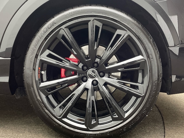 Audi SQ8 Competition Quattro