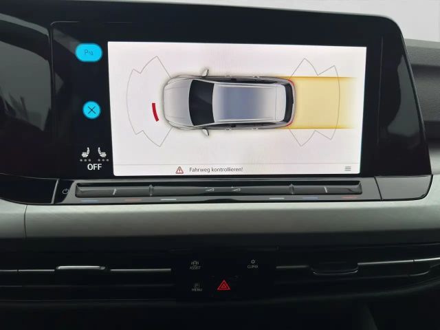 Volkswagen Golf 1.5 TSI DSG Life Variant