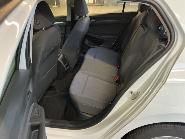 Volkswagen Golf 1.5 eTSI DSG Golf VIII