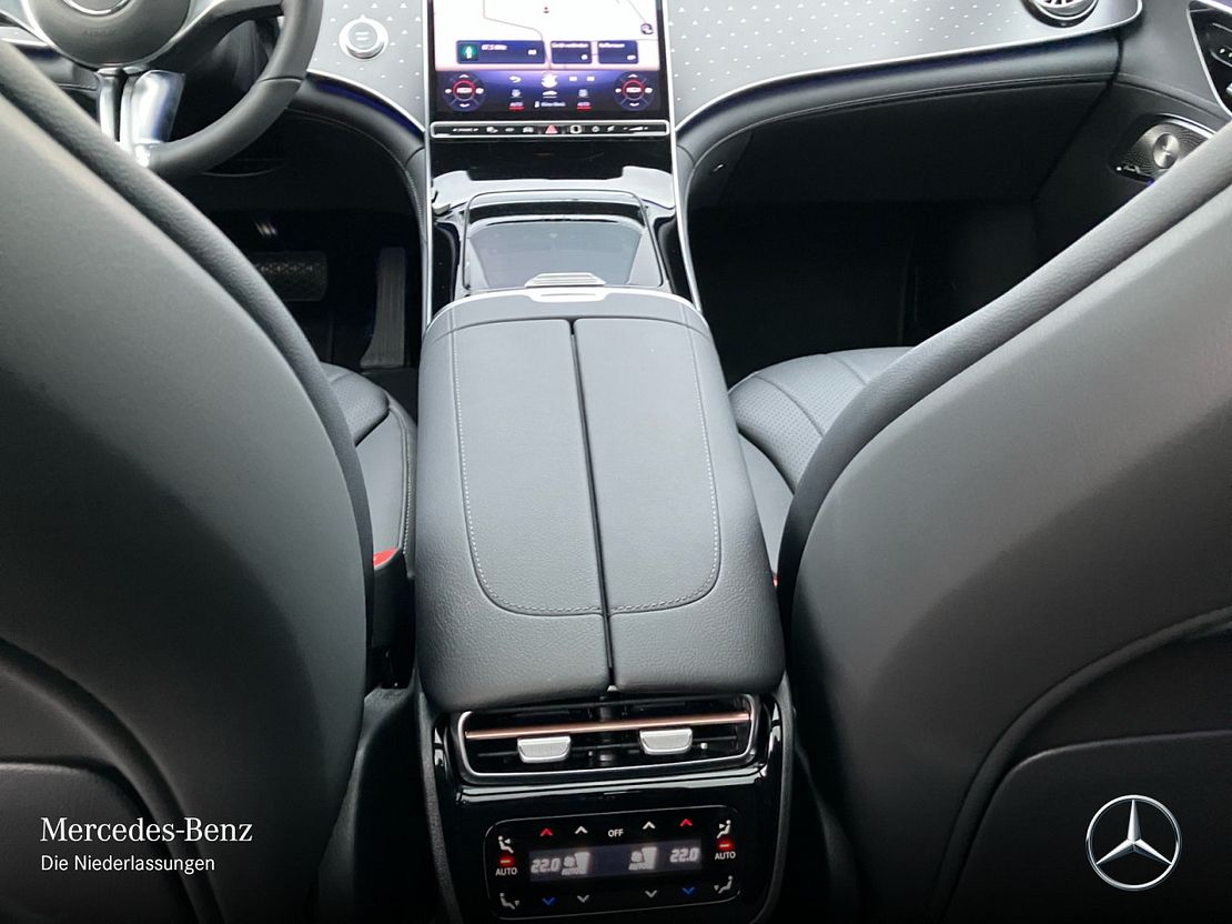 Mercedes-Benz EQE 300 Sedan