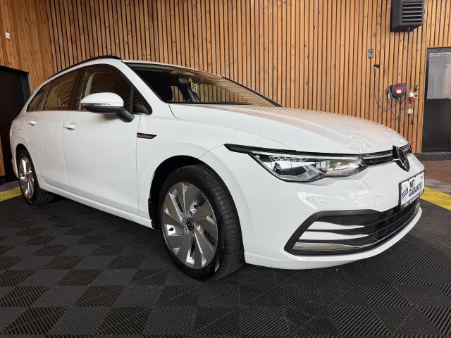 Volkswagen Golf DSG Style Variant