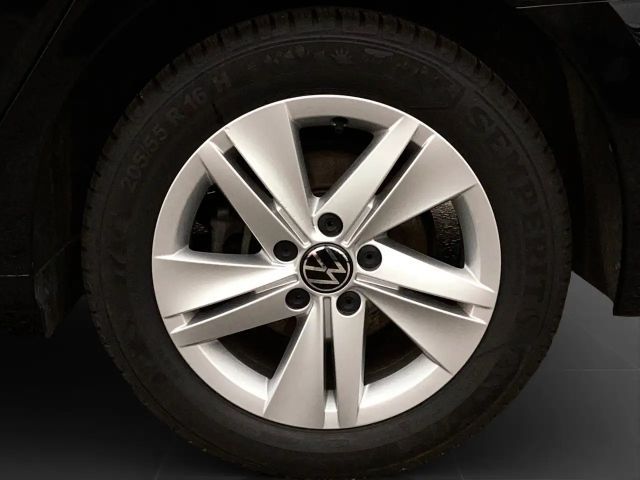 Volkswagen Golf 1.5 TSI DSG Life Variant