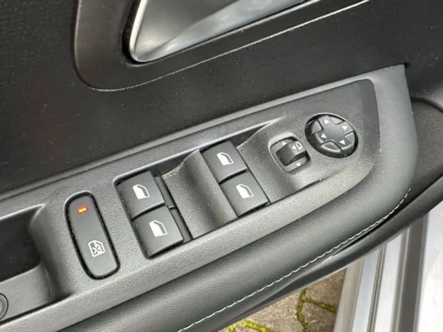 Peugeot 208 Allure Pack PureTech