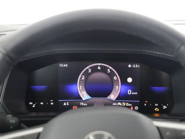 Volkswagen T-Cross 4Me TSI