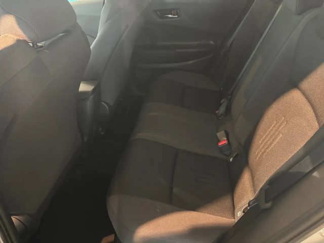 Toyota C-HR Active Hybride