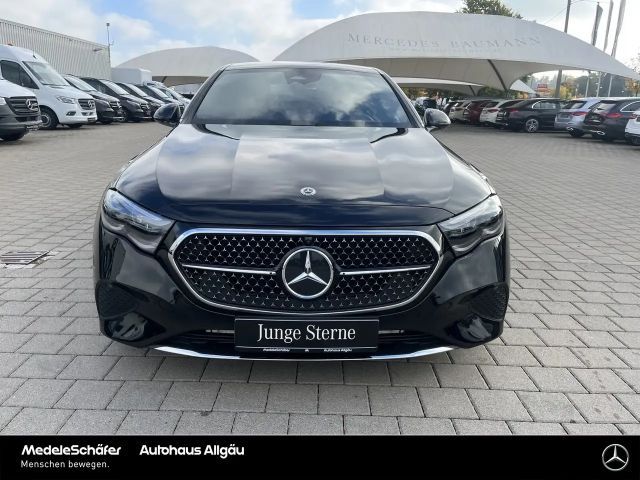 Mercedes-Benz E 450 4MATIC AVANTGARDE Sedan