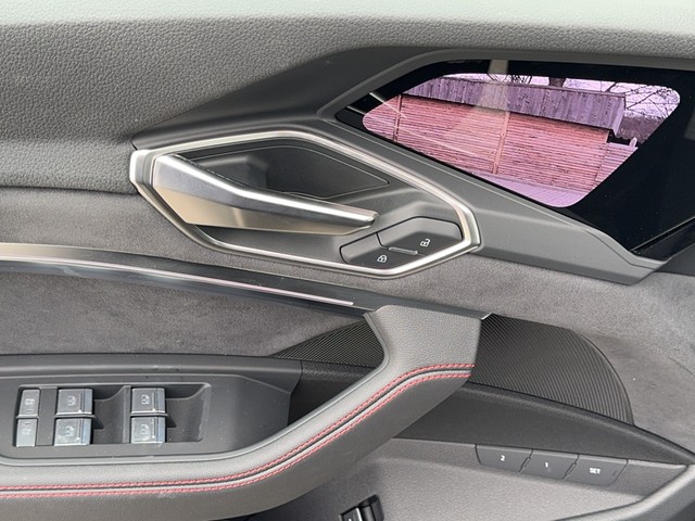 Audi Q8 e-tron 55 Quattro S-Line